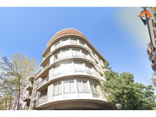 Appartamento  Calle república. Amplio piso en pleno centro