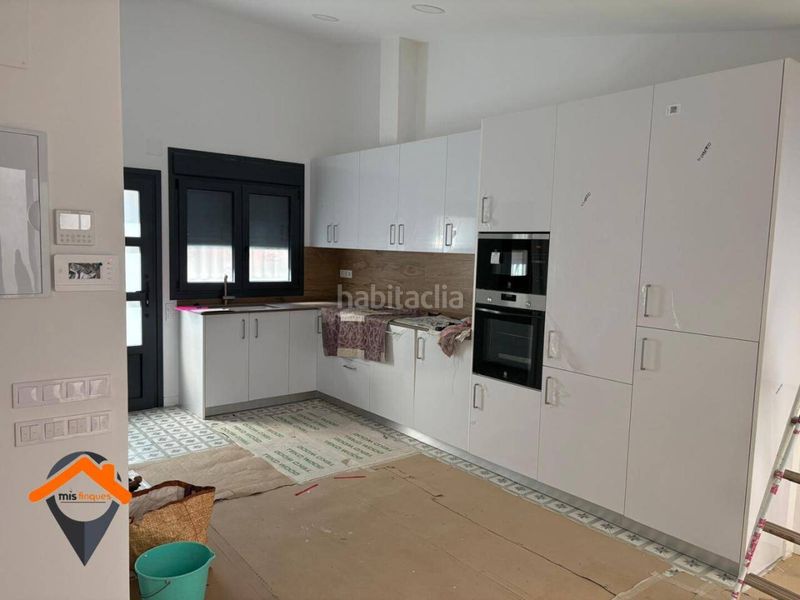 Foto ce0831c5-cf12-44ca-a44f-7e5b421edef6. Casa amb calefacció a Creu Alta Sabadell