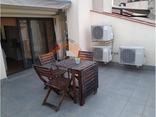 Zweistöckige Wohnung  Calle emperatriz eugenia. Dúplex de 2 habitaciones con terraza y parking en torrent de per