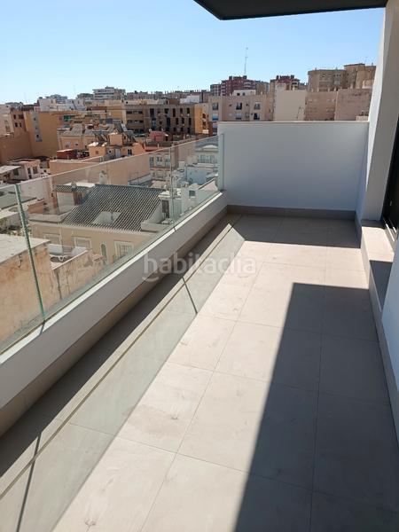 Foto 605c8418-5a90-4893-a547-447b2a4d5eff. Àtic amb aparcament piscina a Los Castillejos - La Trinidad Málaga
