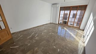Lloguer Pis  Real de málaga. Piso en alquiler en centro, 3 dormitorios.