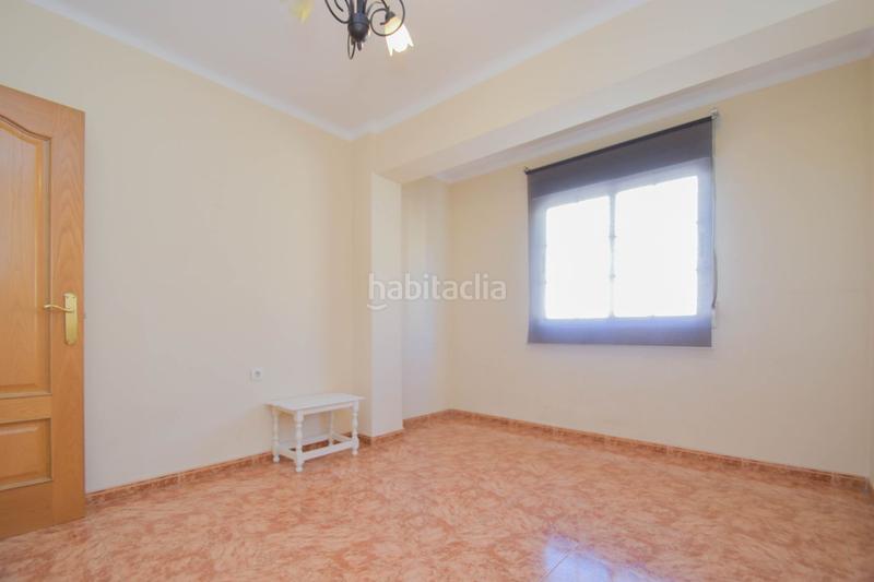 Foto 18fa9be8-0206-487b-9809-e4494847e6a7. Piso  en venta en Camino de Ronda, 4 dormitorios. en Granada