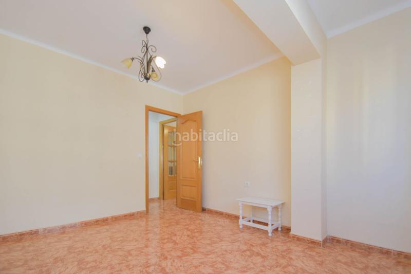Foto b1f79859-58b0-4f50-b9c2-090fcf515a5e. Piso  en venta en Camino de Ronda, 4 dormitorios. en Granada