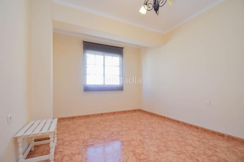 Foto b4e65f6a-7948-4026-9ed5-f73c94d757f7. Piso  en venta en Camino de Ronda, 4 dormitorios. en Granada