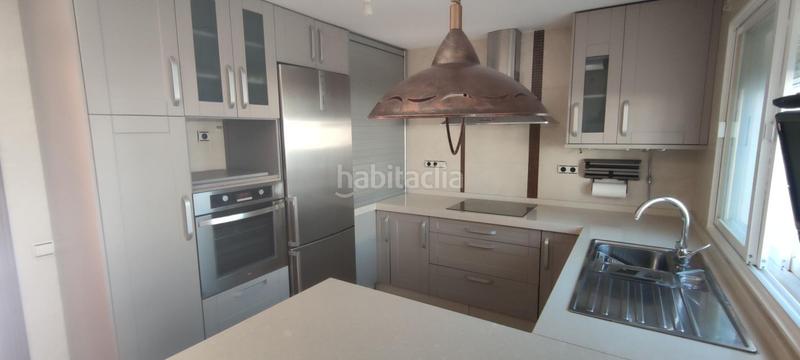 Foto b18478ba-1080-444d-a60b-6a8bf487fbd1. Lloguer casa adossada amb aparcament a Residencial Triana - Barrio Alto Gabias (Las)