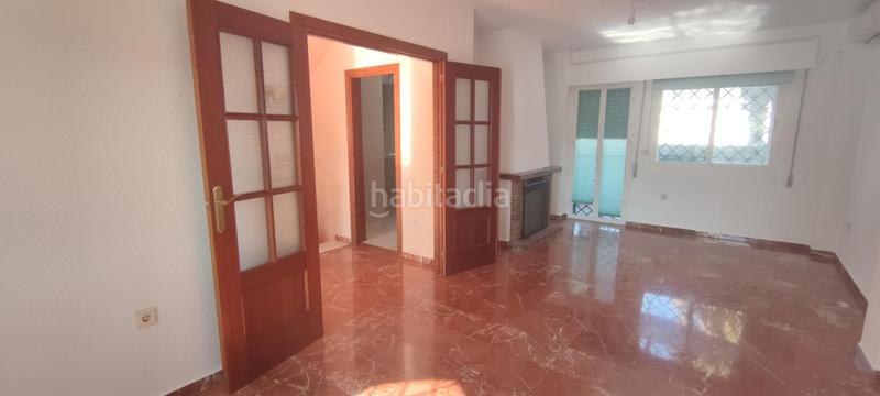 Foto 47068472-ee28-44b9-8c3f-45aa94eacbb0. Location maison jumelée avec parking dans Residencial Triana - Barrio Alto Gabias (Las)