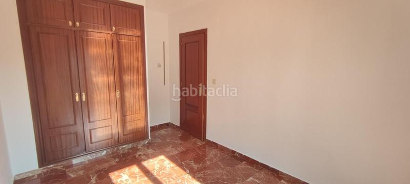 Foto eb48d1cf-d942-4fbd-a0d4-193dbcc389cd. Location maison jumelée avec parking dans Residencial Triana - Barrio Alto Gabias (Las)