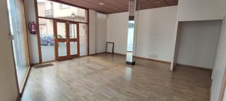 Lloguer Local Comercial a Las Flores - Huerta. Local com. en alquiler en centro, 1 despacho.