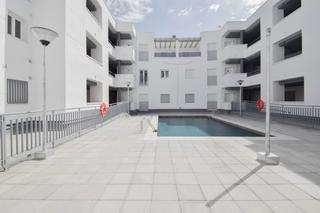 Lloguer Pis a Residencial Triana - Barrio Alto. Piso en alquiler en centro, 2 dormitorios.