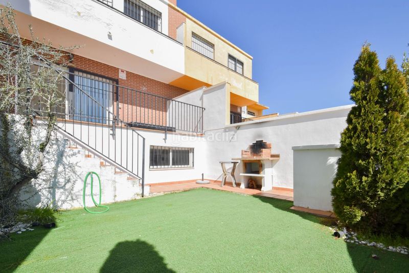 Foto 09fb7658-05be-46ab-8158-e3f0c3b60608. Casa adossada amb aparcament piscina a San Francisco - El Chorrillo Gabias (Las)