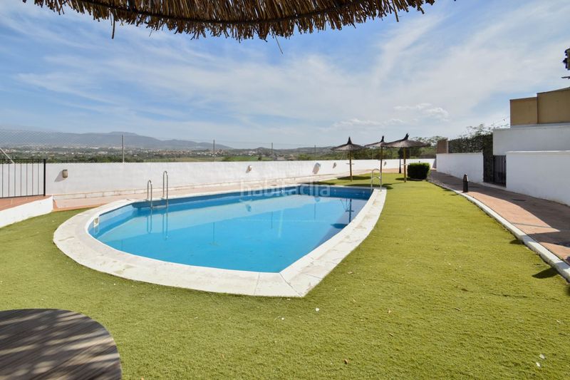 Foto 0db33105-6808-468f-be28-e863f38a7453. Casa adossada amb aparcament piscina a San Francisco - El Chorrillo Gabias (Las)