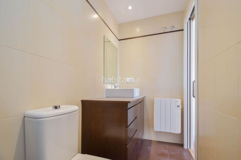 Foto 55a6a11e-bf0a-4c1b-99e0-968135b4b572. Casa adossada amb aparcament piscina a San Francisco - El Chorrillo Gabias (Las)