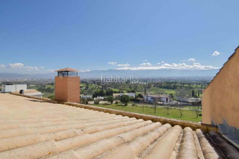 Foto b96f9efd-231d-43e3-bd0c-50212950dc3e. Casa adossada amb aparcament piscina a San Francisco - El Chorrillo Gabias (Las)