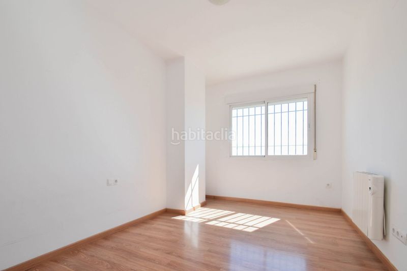 Foto bc821ec7-14b5-4017-878e-8e216b494ea3. Casa adossada amb aparcament piscina a San Francisco - El Chorrillo Gabias (Las)