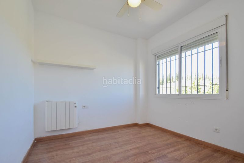 Foto c6bf90ab-7eb9-4936-b8ab-94d61aa2bed1. Casa adossada amb aparcament piscina a San Francisco - El Chorrillo Gabias (Las)