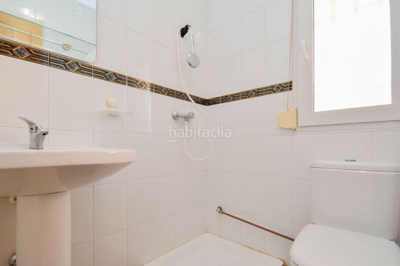 Foto e5c31528-1202-4ba2-aa9e-c8ab593b1705. Xalet amb calefacció aparcament a Híjar Gabias (Las)