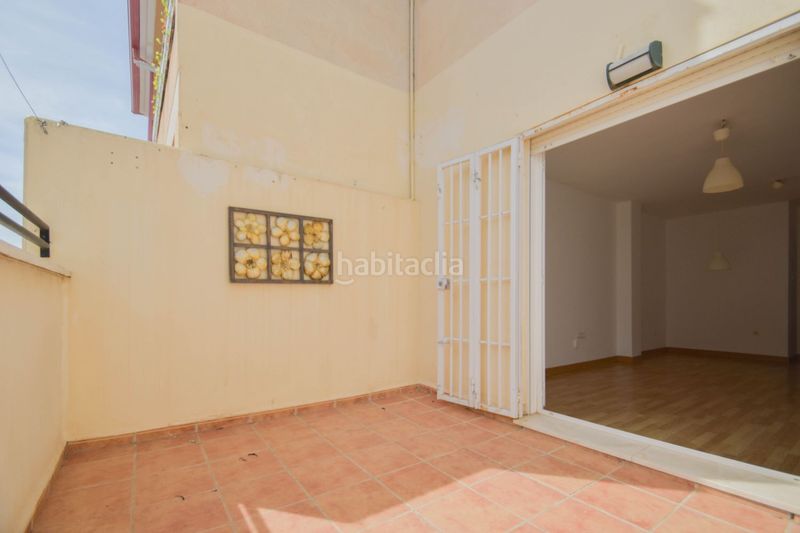 Foto 221c74ce-1cd6-4e38-b186-5180c9423c6b. Pis amb aparcament a Residencial Triana - Barrio Alto Gabias (Las)