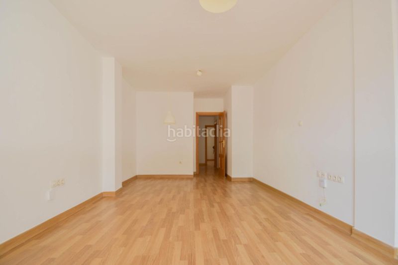 Foto 5ce8659d-cfad-4db2-a298-1f0a5ac3faed. Pis amb aparcament a Residencial Triana - Barrio Alto Gabias (Las)