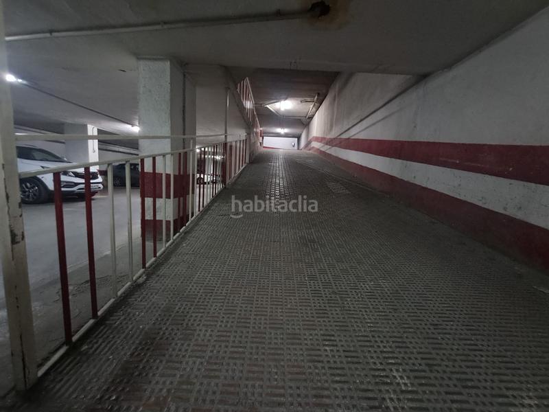 Foto 8fcfb182-81fe-48e6-818b-32d6aa4db8f3. Posto auto in Camino de Ronda Granada