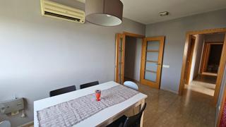Location Appartement  Carrer gral prim. Alquiler temporada en roda de bara  la barquera septiembre a jul