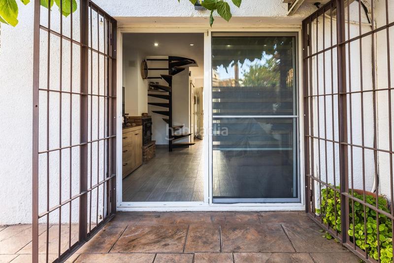 Foto 0625dfb2-510d-42c3-9f26-76d0b101538f. Casa adosada casa esquinera, muy cerca de la playa, ideal parejas en Vendrell (El)