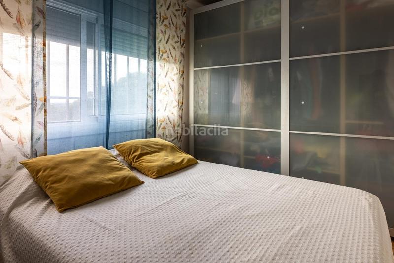 Foto e70f7abb-a93b-4ae7-9b0d-4f391b1354ba. Casa adosada casa esquinera, muy cerca de la playa, ideal parejas en Vendrell (El)