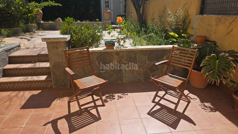 Foto e0884647-d76c-47e4-b683-9f22600db3a1. Casa aparellada amb aparcament a Bonastre