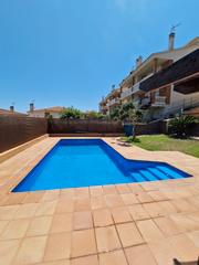 Chalet in Segur de Calafell Nucli Urbà. Maravilloso chalet con vistas al mar
