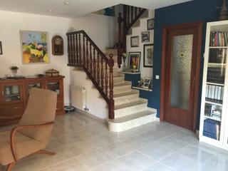 Maison jumelée à Segur de Calafell Nucli Urbà. Maravillosa casa en venta con vistas despejadas