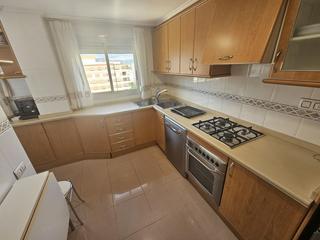 Location Appartement  Apostol santiago. Apartamento en alquiler en curva, 3 dormitorios.