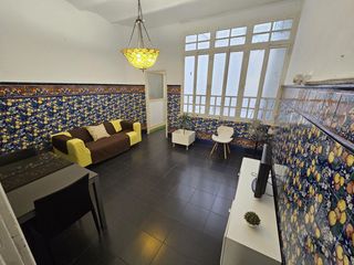 Location Appartement  Trinidad. Piso en alquiler en centro  casco histórico, 4 dormitorios.