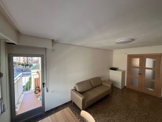Rent Flat in Parque RIbalta - Plaza de Toros. Piso en alquiler en centro, 4 dormitorios.