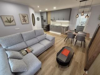 Miete Etagenwohnung in Estación - Universidad. Piso en alquiler en u.j.i, 2 dormitorios.