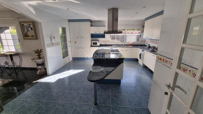Foto 54fff7fb-dae0-4884-bebc-54081352cdd4. Chalet villa en venta en grao de castellón pinar, 9 dormitorios. en Castellón de la Plana