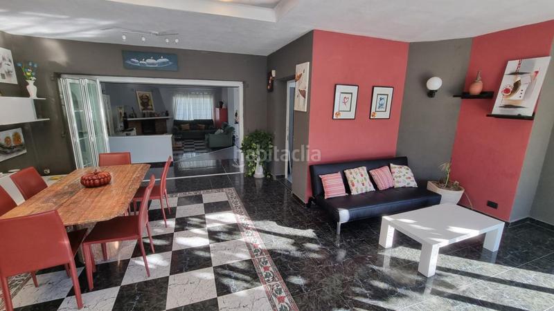 Foto b15fac3d-6e25-4177-8b8d-3cdfb0d54276. Chalet villa en venta en grao de castellón pinar, 9 dormitorios. en Castellón de la Plana