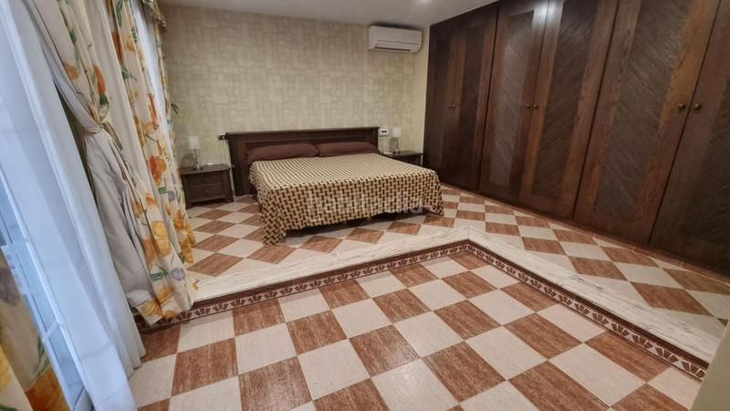 Foto c569c640-9fb3-4b99-8210-a10f2a0b7990. Chalet villa en venta en grao de castellón pinar, 9 dormitorios. en Castellón de la Plana