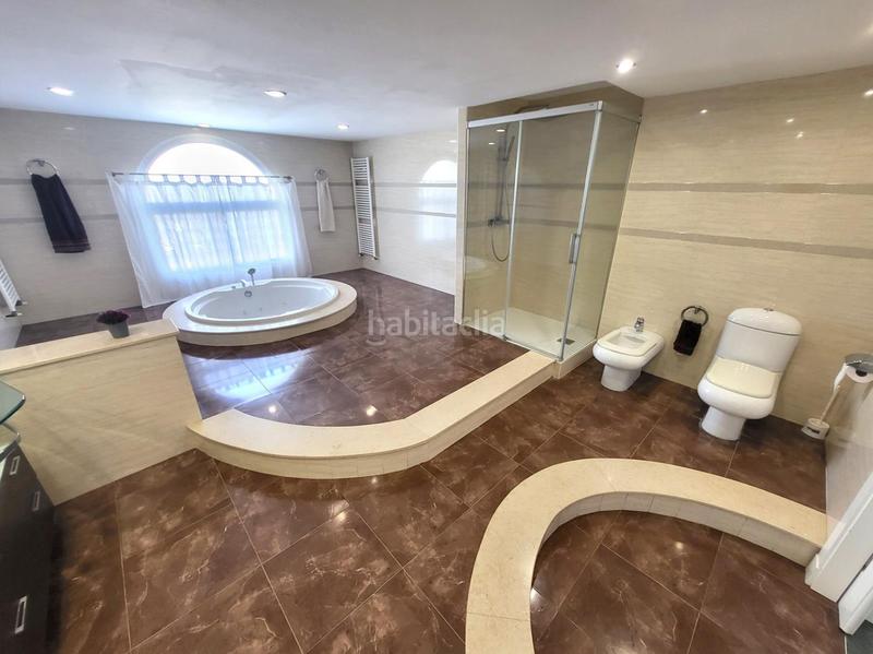 Foto cf0ef624-9c0d-479d-9c9e-3789997135ba. Chalet villa en venta en grao de castellón pinar, 9 dormitorios. en Castellón de la Plana