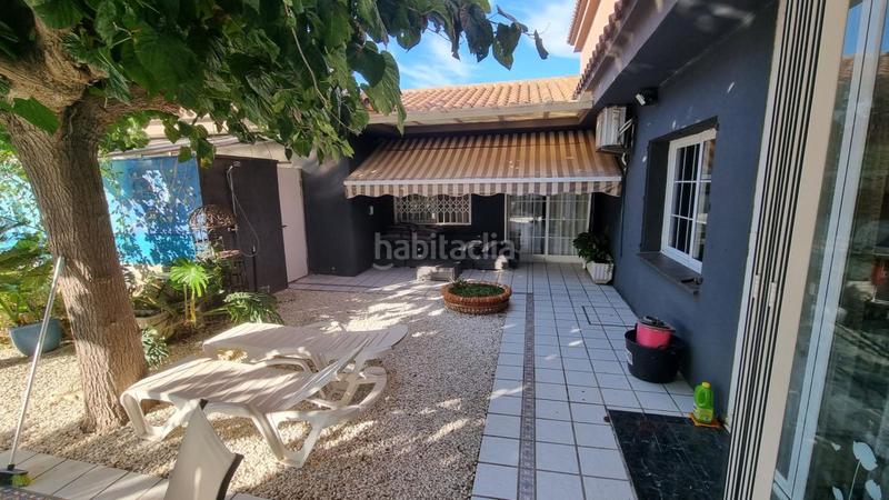 Foto d55ff579-406a-4547-91c2-0fbb4c1a4d99. Chalet villa en venta en grao de castellón pinar, 9 dormitorios. en Castellón de la Plana