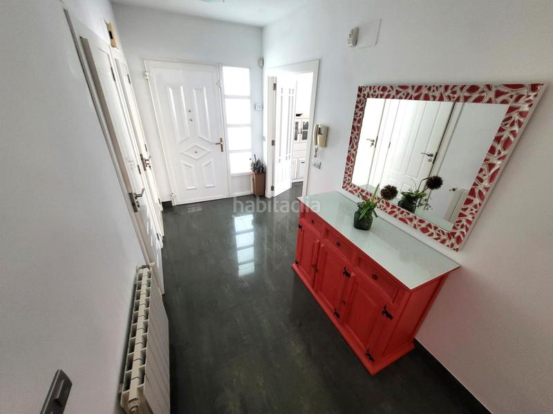 Foto eabf893f-a1df-4a8b-83cc-eacc48c7e994. Chalet villa en venta en grao de castellón pinar, 9 dormitorios. en Castellón de la Plana