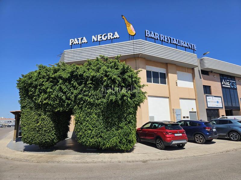 Foto 90b5f0d6-6637-4331-9795-bd09369309d4. Local comercial a fadrell-industrial 76 a Ensanche - Parque Santa Rosa Castellón de la Plana