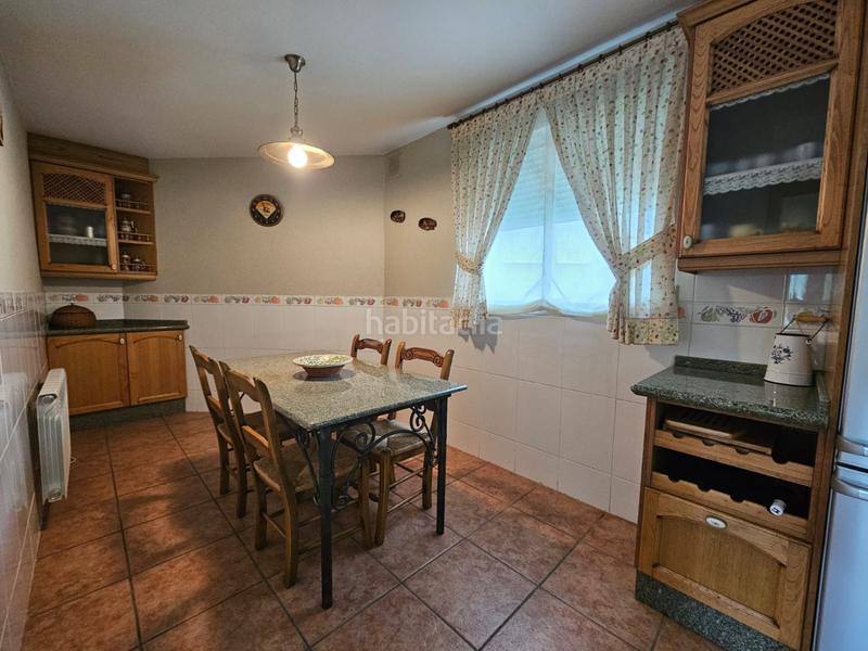 Foto 4eb3e6ec-3138-4fed-a13a-ea1cd78f8567. Casa adosada adosado en venta en la pobla tornesa, 4 dormitorios. en Pobla Tornesa (la)