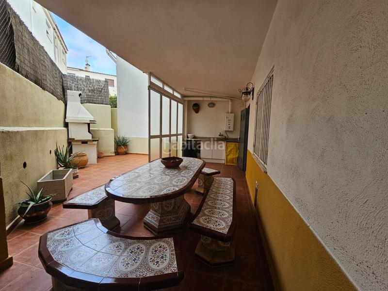 Foto b1532e66-c08c-441c-a972-cfe6f01f3f4d. Casa adosada adosado en venta en la pobla tornesa, 4 dormitorios. en Pobla Tornesa (la)