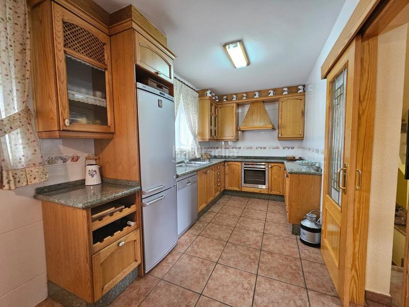 Foto d9a4fed3-508b-4719-83be-48defce3e43b. Casa adosada adosado en venta en la pobla tornesa, 4 dormitorios. en Pobla Tornesa (la)