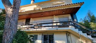 Xalet  Carrer joan maragall i gorina. Chalet argentona