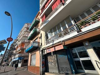 Appartement  Platja de j.b. cassà. Piso ocupado en arenys de mar