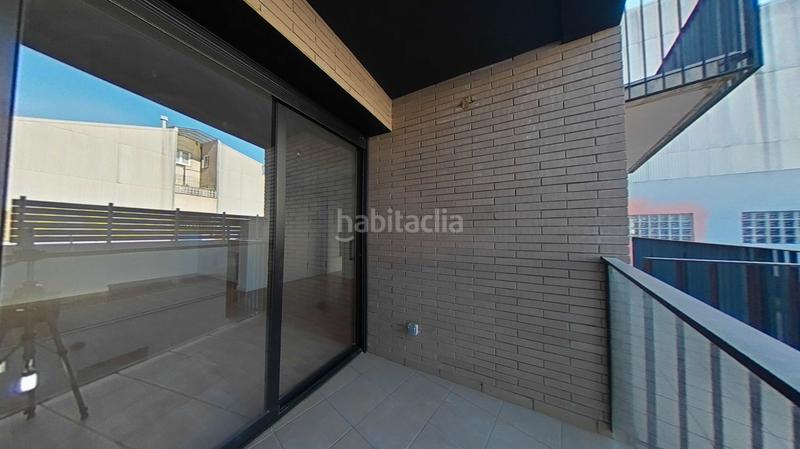 Foto 2f1f4c03-76c4-4d6f-86ef-596cd3e961c3. Duplex in Centre Granollers