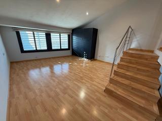 Location Appartement  Carrer sant jordi 11