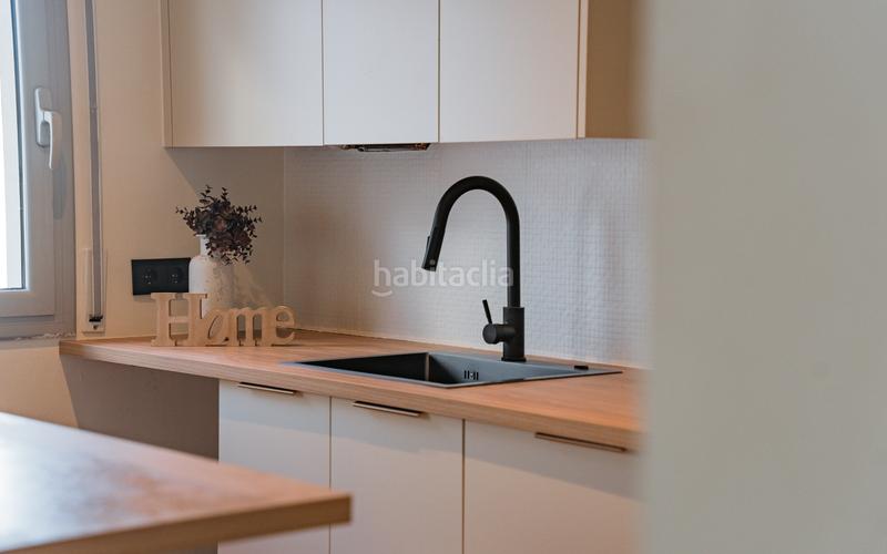 Foto 0c952ddb-834d-4e76-b2c4-44666de62ac4. Duplex dans carrer universitat de cervera 6 dans Eixample Sud-Migdia Girona