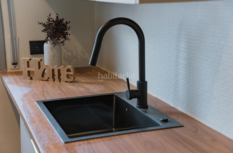 Foto 148ee031-76ad-43b2-a00e-d79611beec3b. Duplex dans carrer universitat de cervera 6 dans Eixample Sud-Migdia Girona