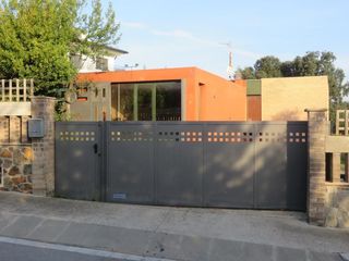 Casa a Carrer de la t�rtora 8. Casa en lli�� d�amunt